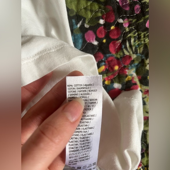 GUESS Women's Cotton White and Red Racerback Tank Top - Picture 4 of 5